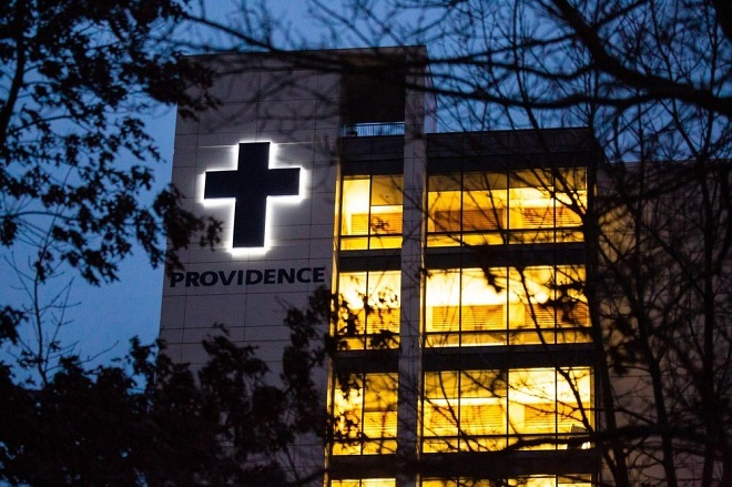 Trung tâm Y tế Providence Everett, nơi tiếp nhận trường hợp viêm phổi do virus corona đầu tiên của Mỹ. Ảnh: Bloomberg 